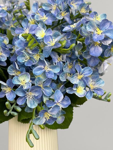 Штучна гілка фрезії, 6 суцвіть, синій, 50 см К13362 фото